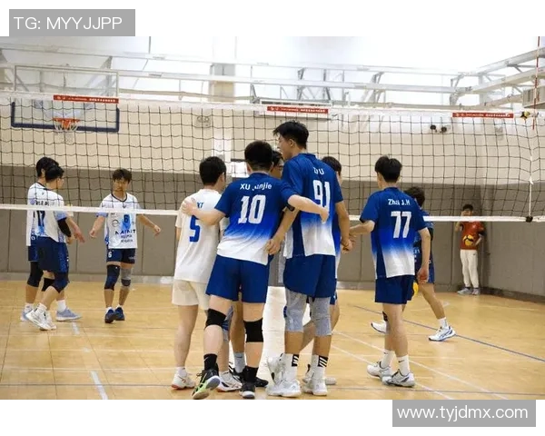 深圳排球队的奋斗与荣耀:一段不平凡的排球纪实之旅 深圳排球队的奋斗与荣耀:一段不平凡的排球纪实之旅